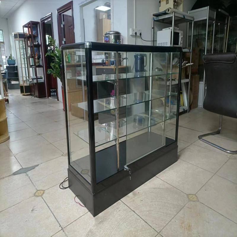 金色與紅木紋色鋁合金玻璃展示柜 工藝與品味的雙重詮釋